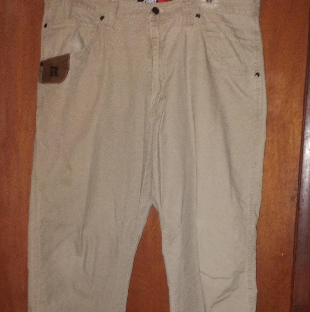 2 pair  Wrangler Riggs WorkWear Mens Technician Work Pants Dark Khaki 36/34 GUC